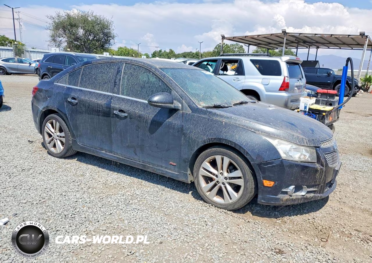 2014 Chevrolet Cruze Ltz VIN:1G1PG5SB3E7423684 - 4