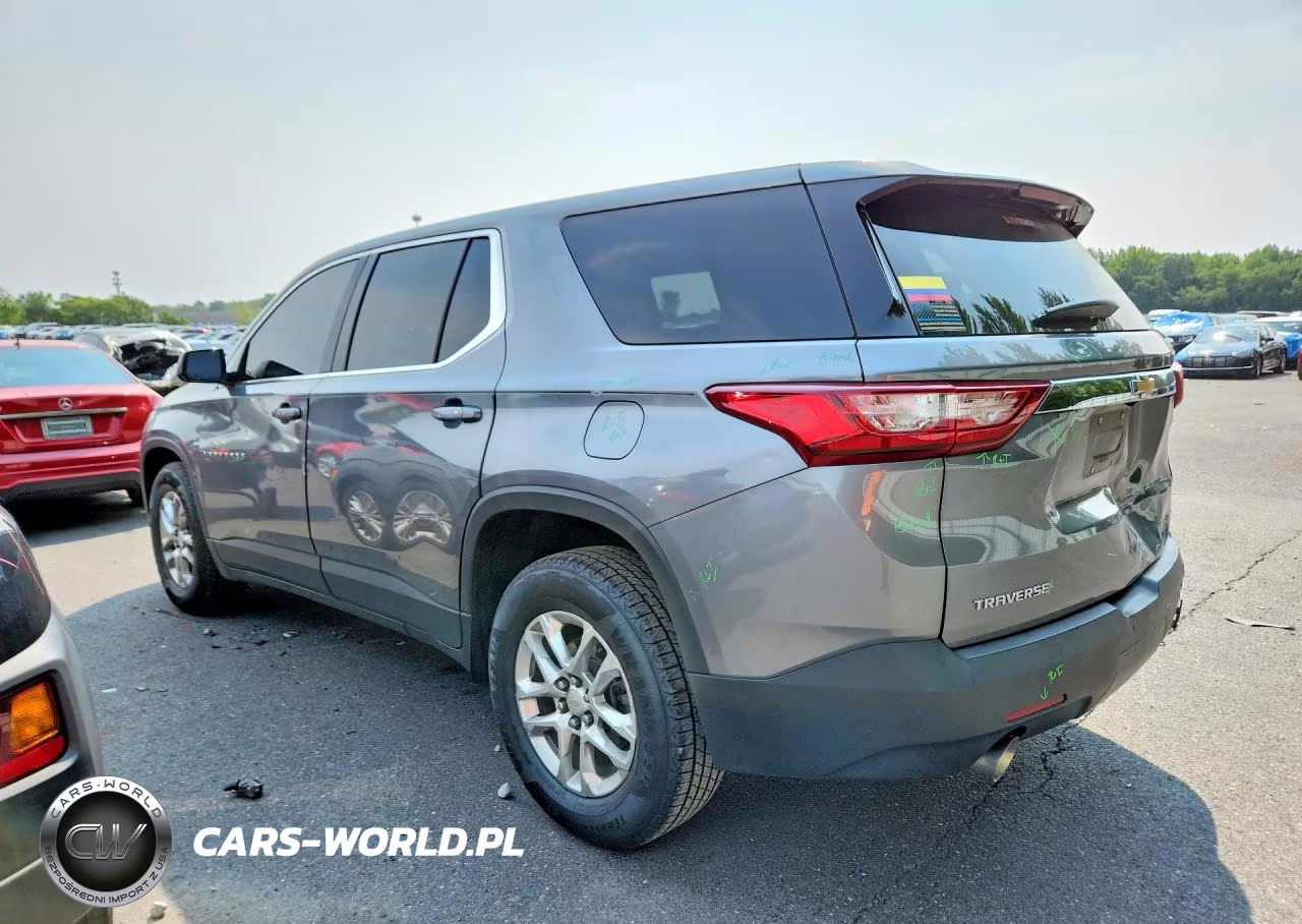 2018 Chevrolet Traverse Ls VIN:1GNERFKW5JJ251633 - 2