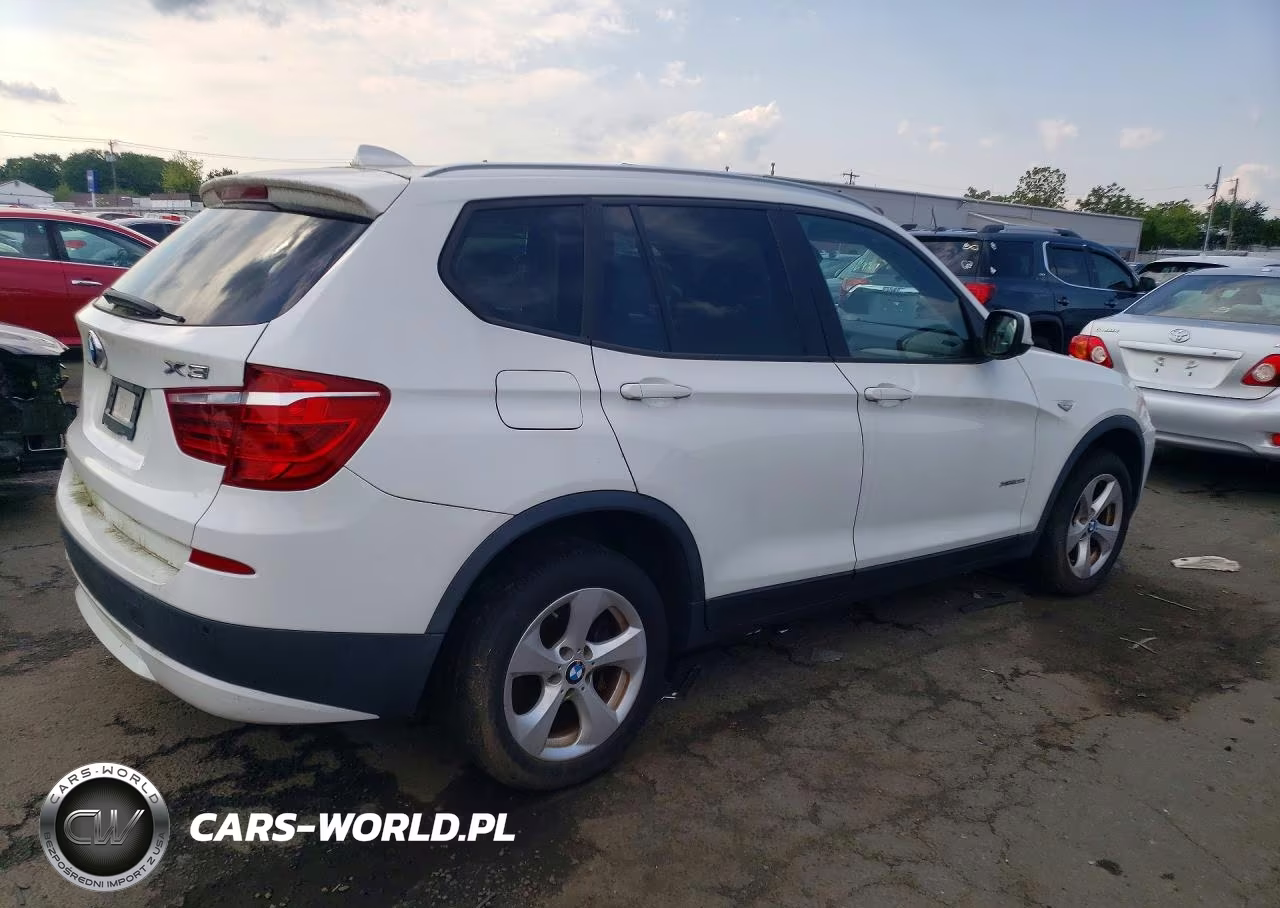 2012 BMW X3 xDrive28I VIN:5UXWX5C59CL724250 - 3