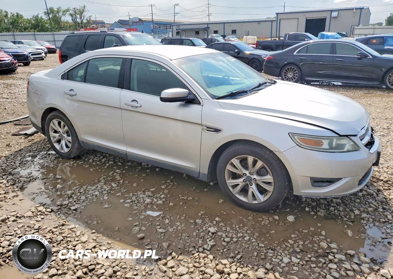 2010 Ford Taurus Sel VIN:1FAHP2EW7AG145977 - 4