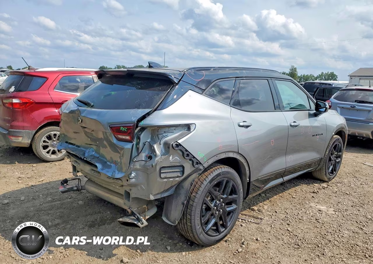 2024 Chevrolet Blazer Rs VIN:3GNKBKRS3RS149115 - 3