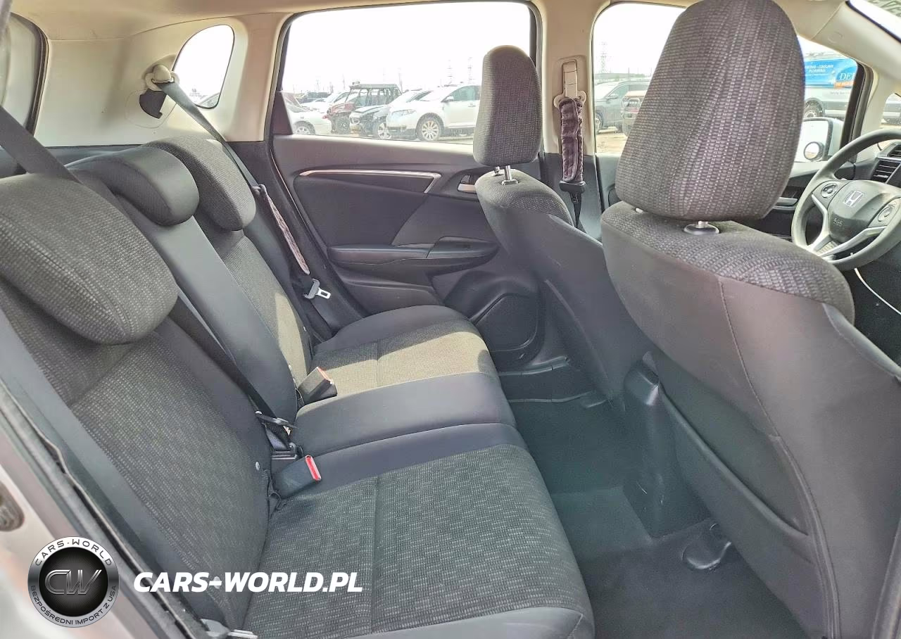 2015 Honda Fit Lx VIN:3HGGK5H54FM738588 - 10