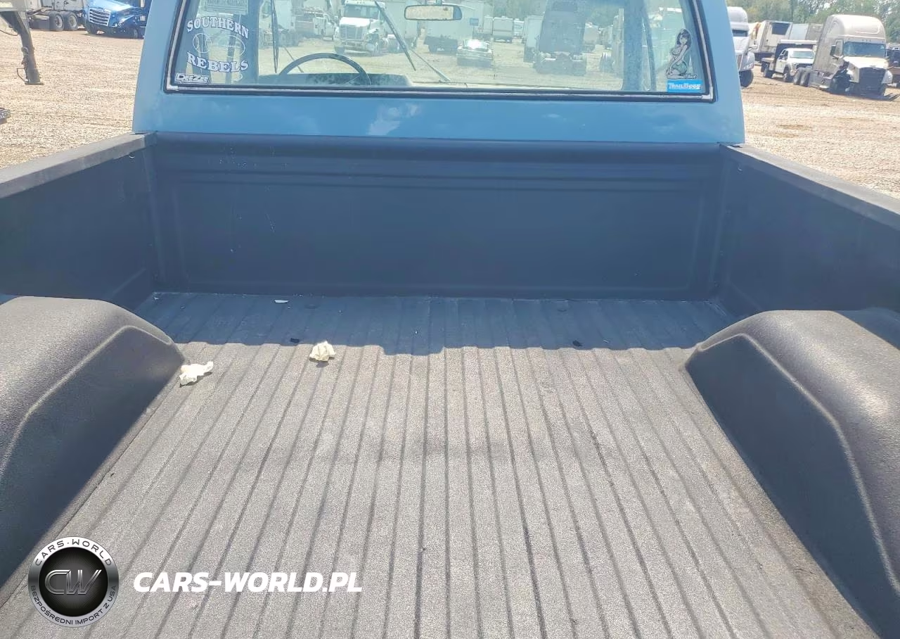 1981 GMC K2500 VIN:1GTGK24M8BJ509512 - 10