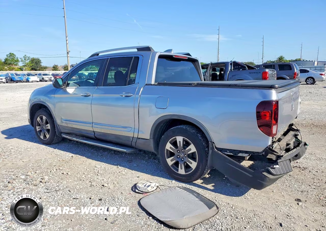 2017 Honda Ridgeline Rtl VIN:5FPYK2F57HB001520 - 2