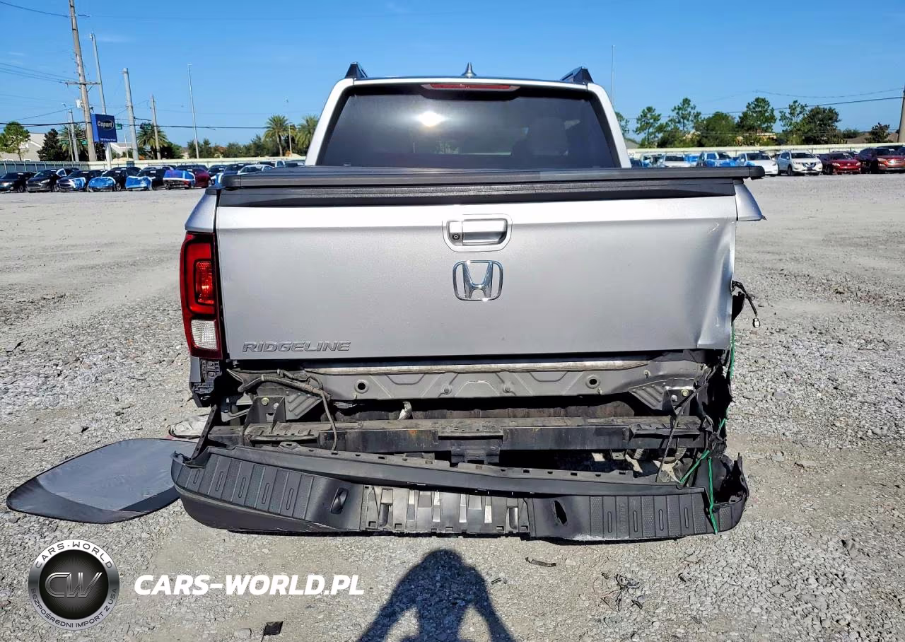 2017 Honda Ridgeline Rtl VIN:5FPYK2F57HB001520 - 6