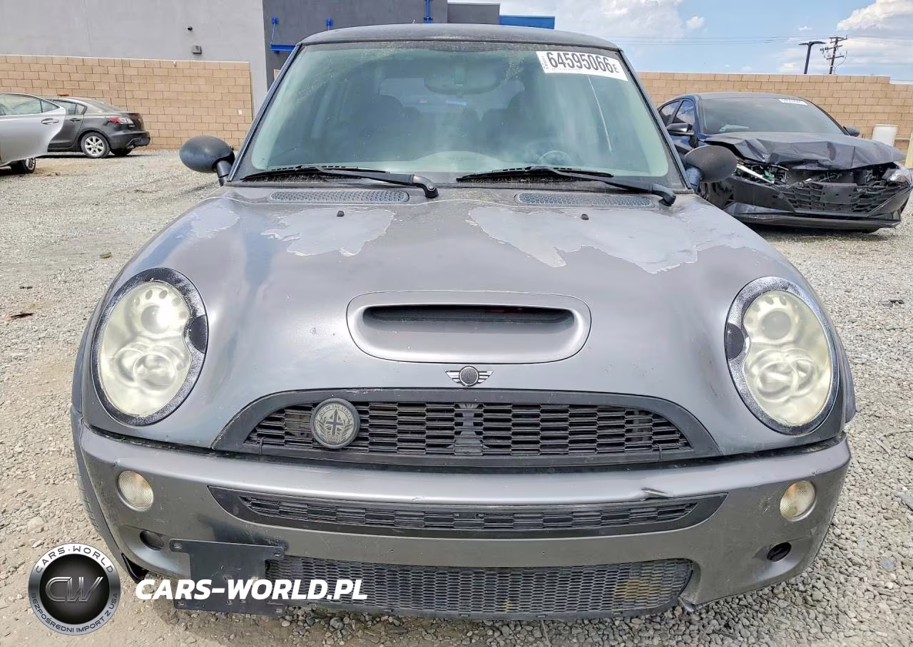 2005 Mini Cooper S VIN:WMWRE335X5TL12461 - 5