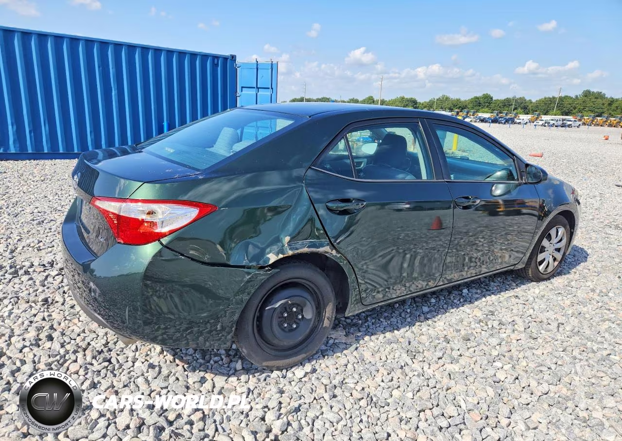 2015 Toyota Corolla Le VIN:2T1BURHEXFC372316 - 3