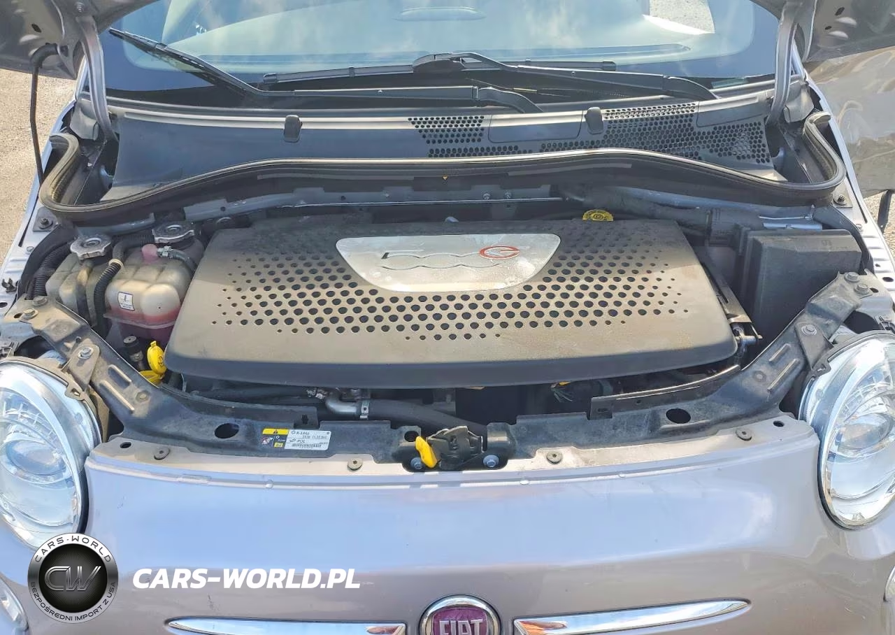 2017 Fiat 500 Electric VIN:3C3CFFGEXHT699110 - 11