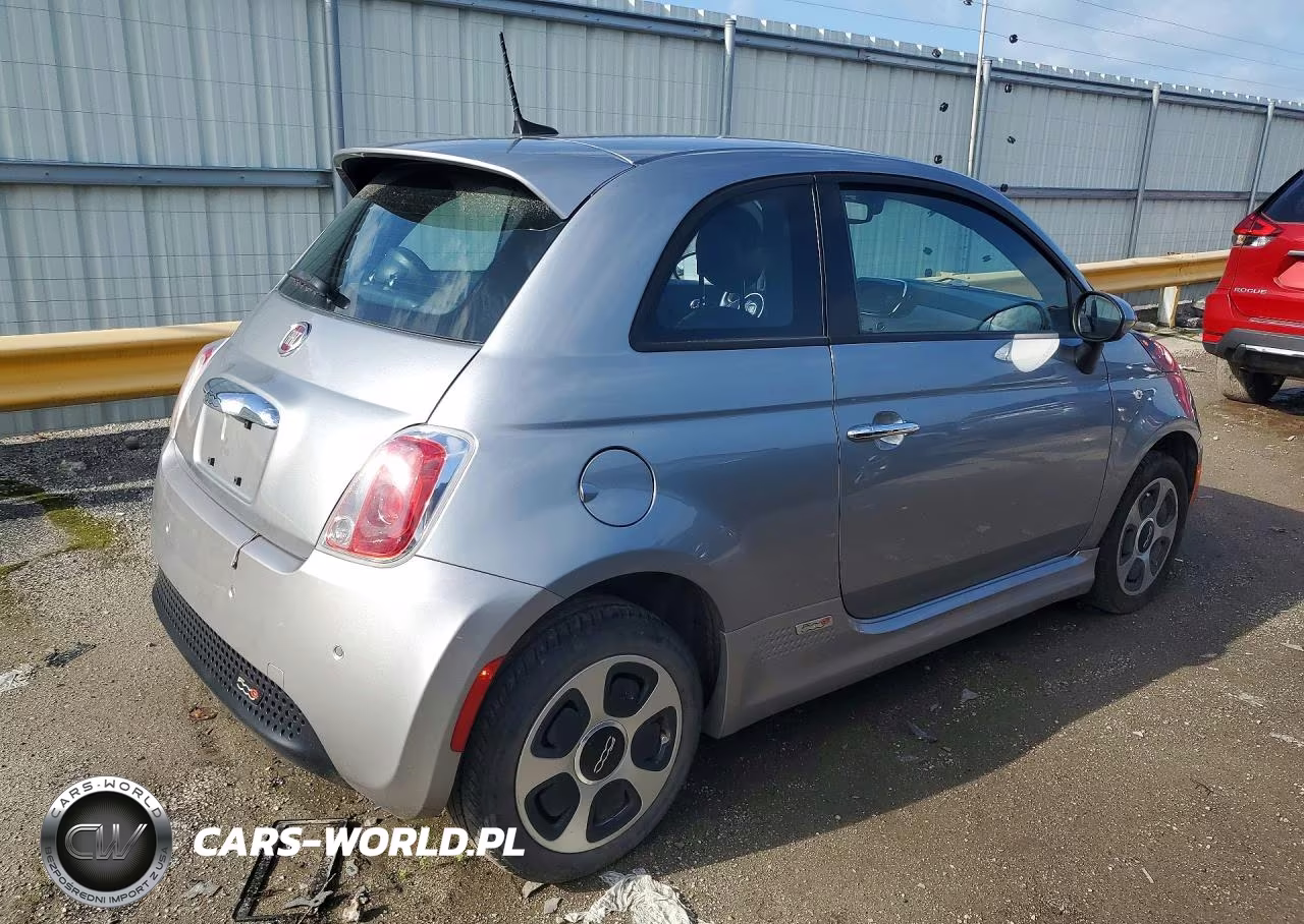 2017 Fiat 500 Electric VIN:3C3CFFGEXHT699110 - 3