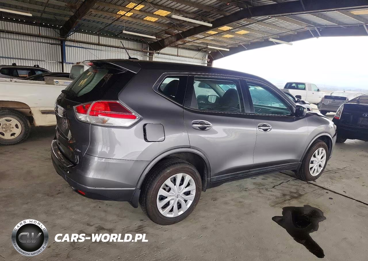 2015 Nissan Rogue S VIN:KNMAT2MV1FP527882 - 3