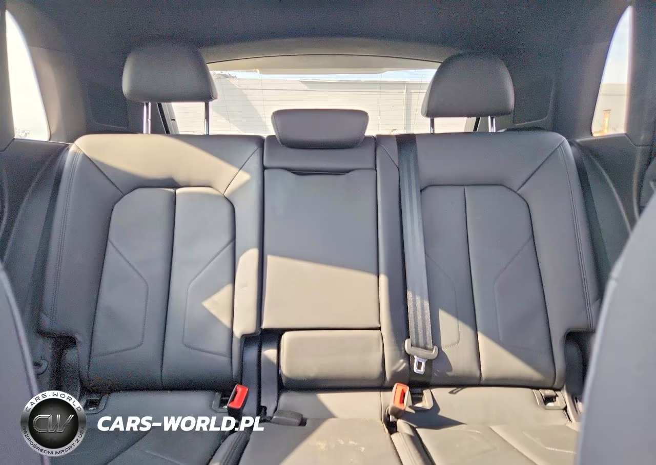 2025 Audi Q3 Premium S Line 45 VIN:WA1DECF30S1048000 - 10