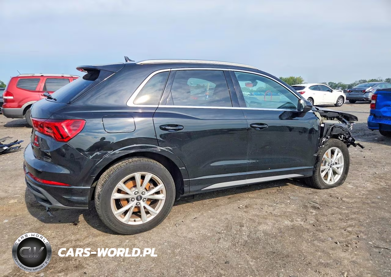 2025 Audi Q3 Premium S Line 45 VIN:WA1DECF30S1048000 - 3