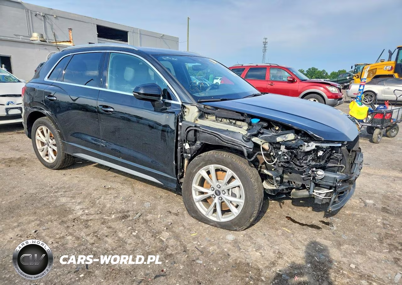 2025 Audi Q3 Premium S Line 45 VIN:WA1DECF30S1048000 - 4