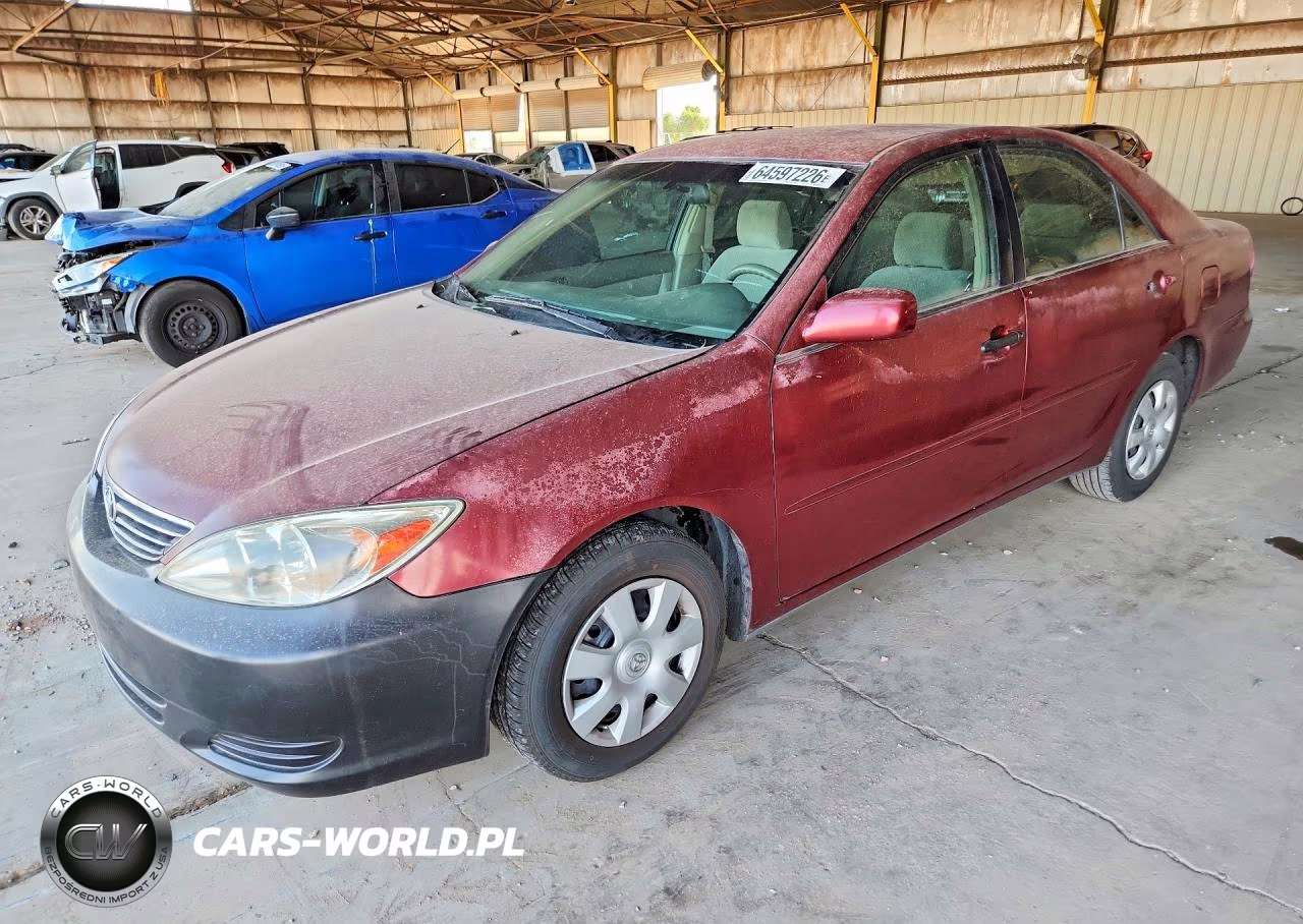 2003 Toyota Camry Le – zdjęcie 1 z 12