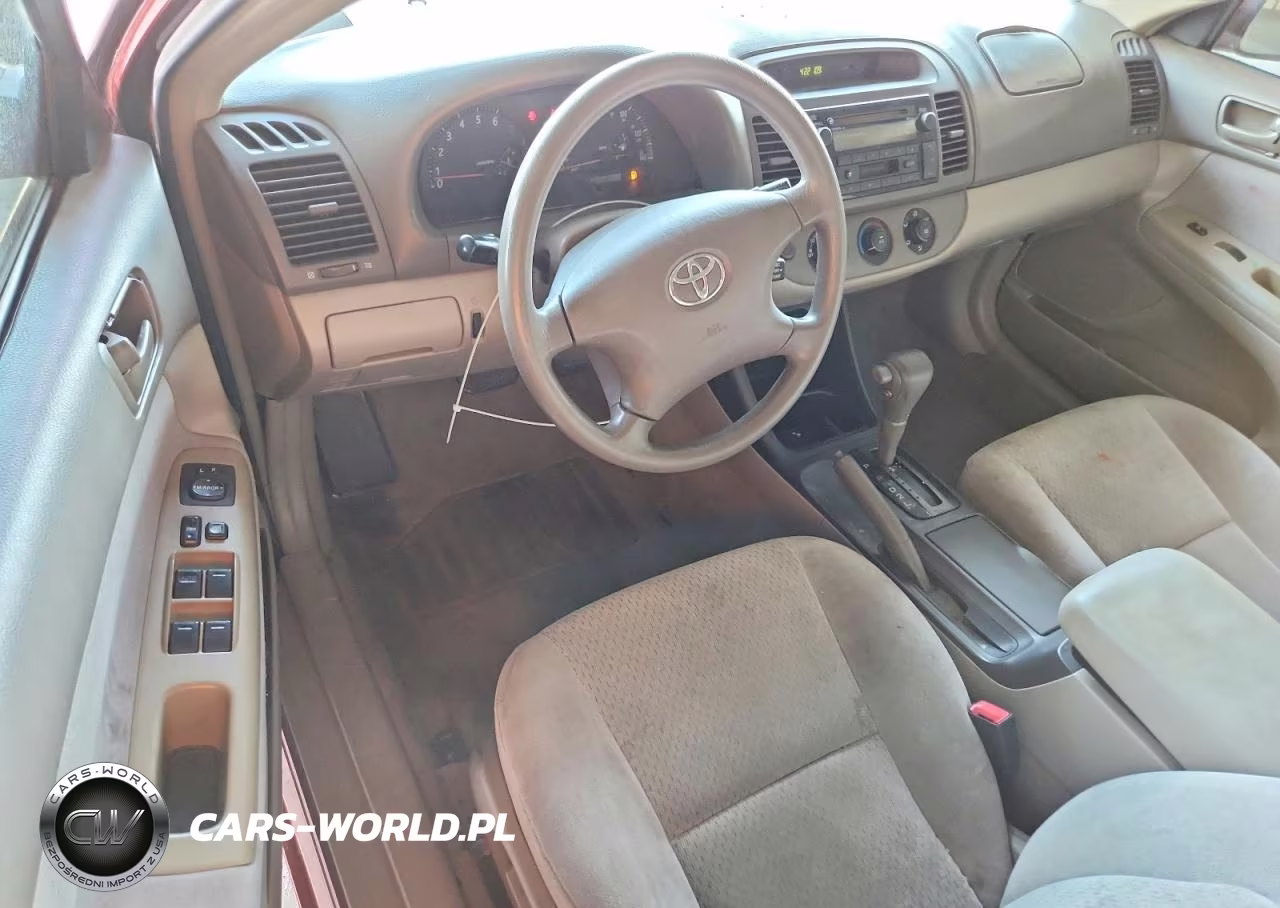 2003 Toyota Camry Le VIN:4T1BE32K03U193673 - 8