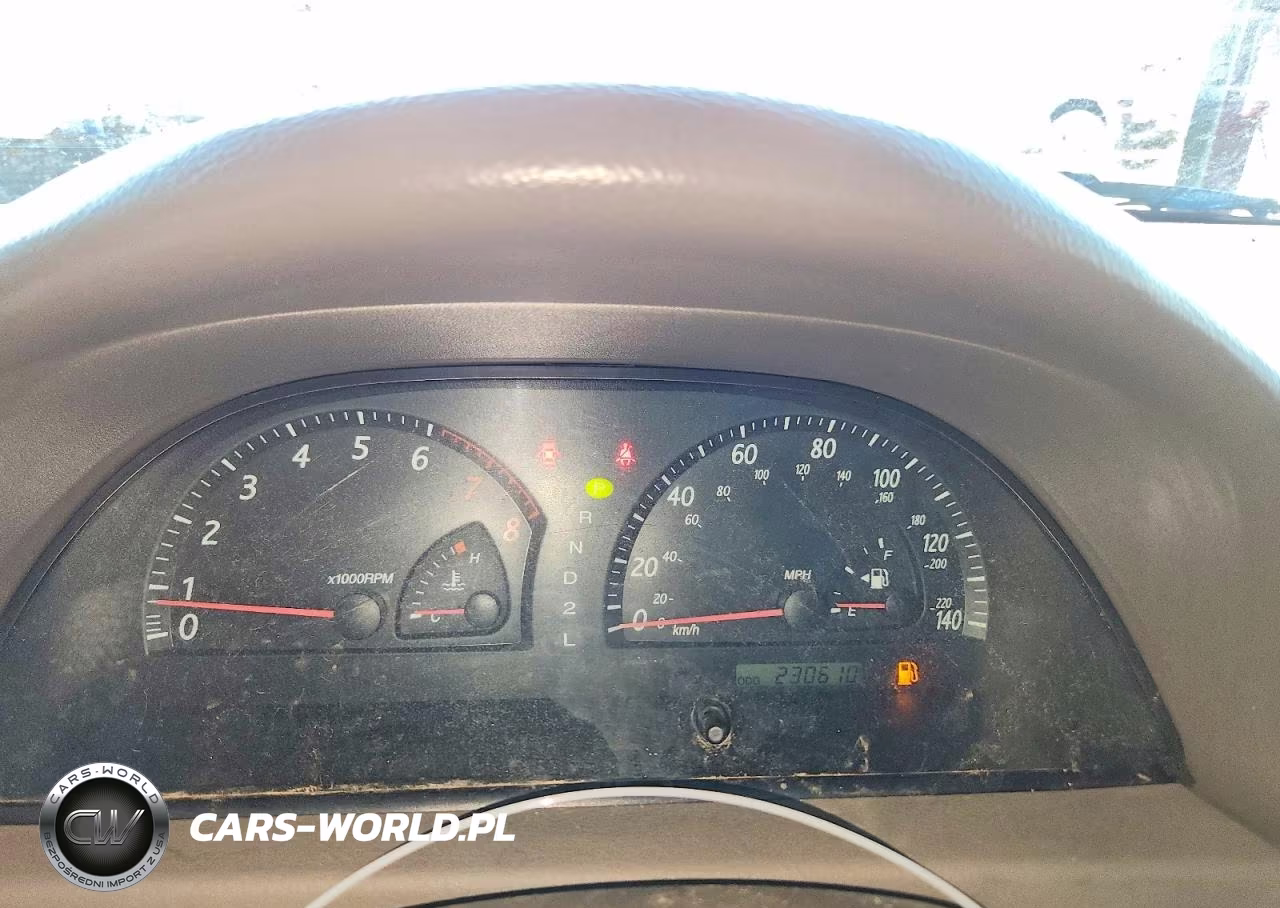 2003 Toyota Camry Le VIN:4T1BE32K03U193673 - 9