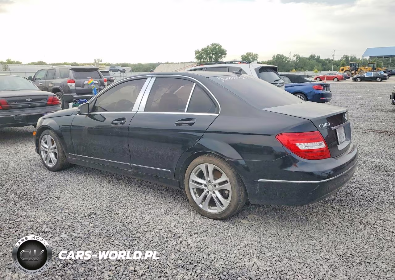 2013 Mercedes-Benz C 300 4Matic VIN:WDDGF8ABXDR242054 - 2