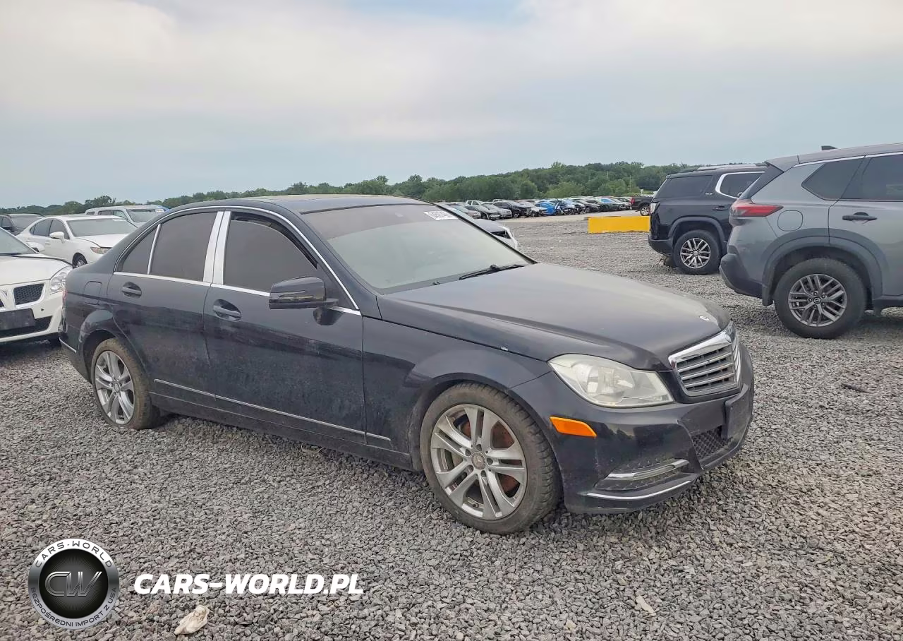2013 Mercedes-Benz C 300 4Matic VIN:WDDGF8ABXDR242054 - 4