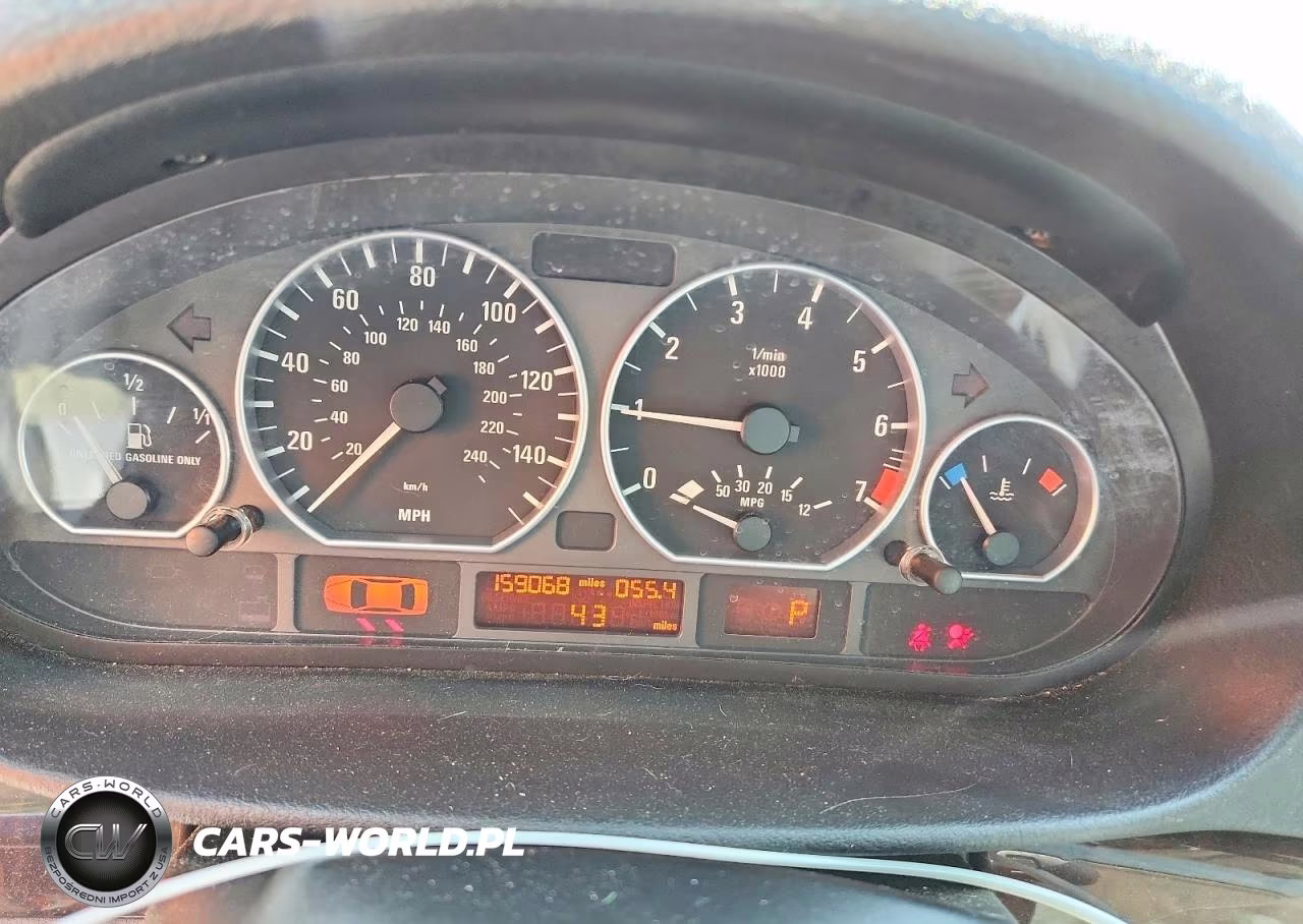 2003 BMW 330 Xi VIN:WBAEW53423PN30026 - 9