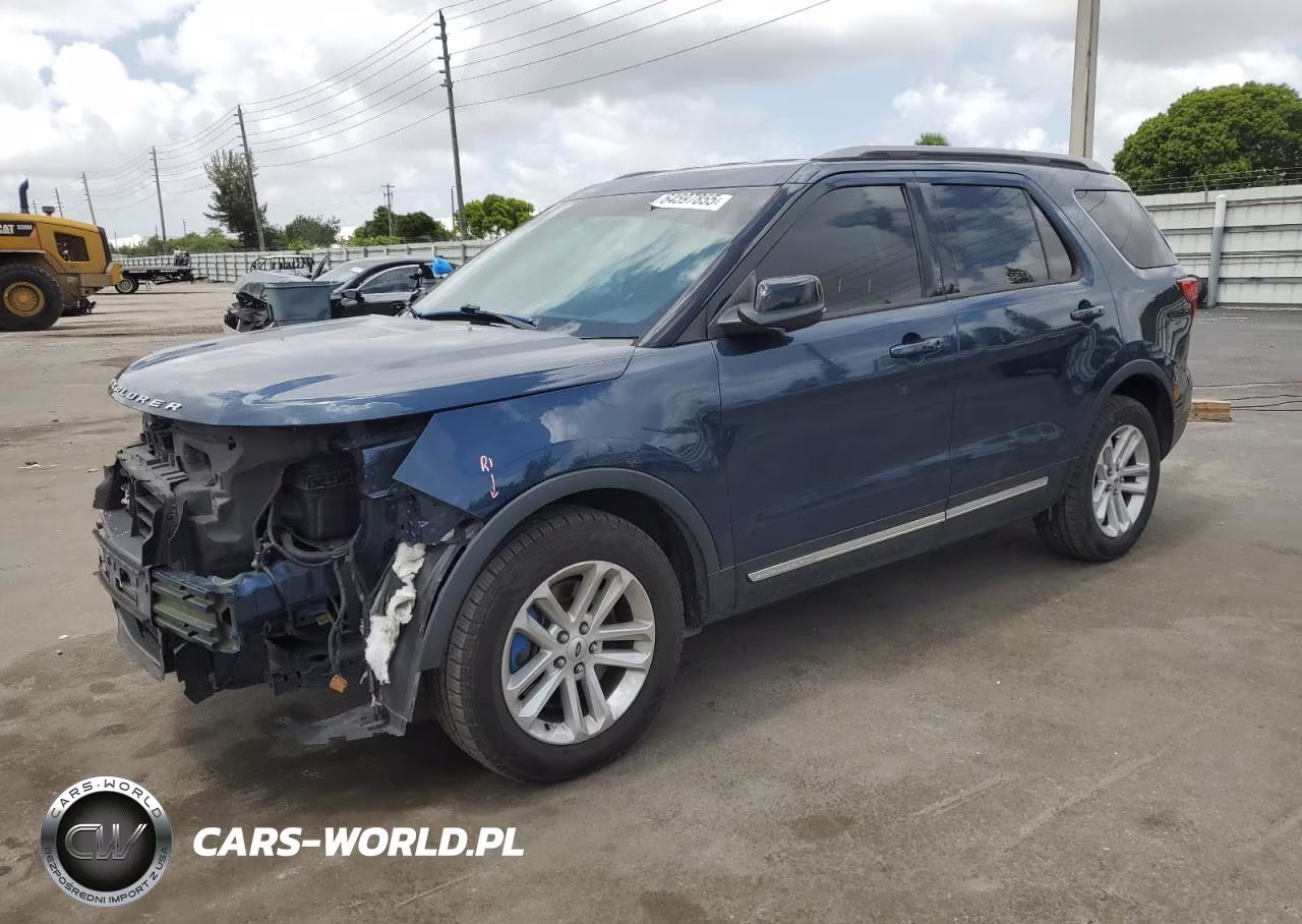 2017 Ford Explorer Xlt Xlt – zdjęcie 1 z 13