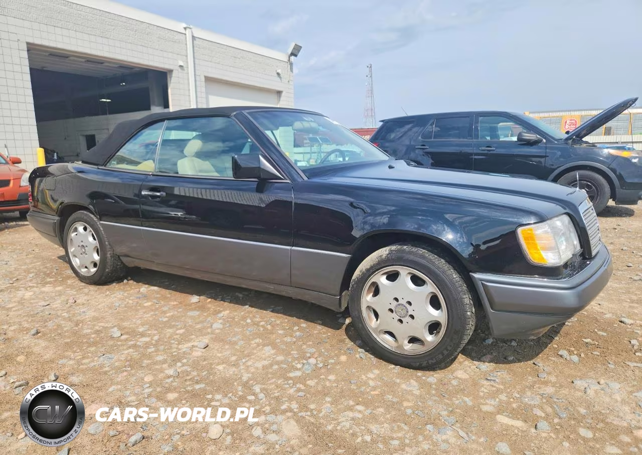 1995 Mercedes-Benz E 320 VIN:WDBEA66E1SC281332 - 4