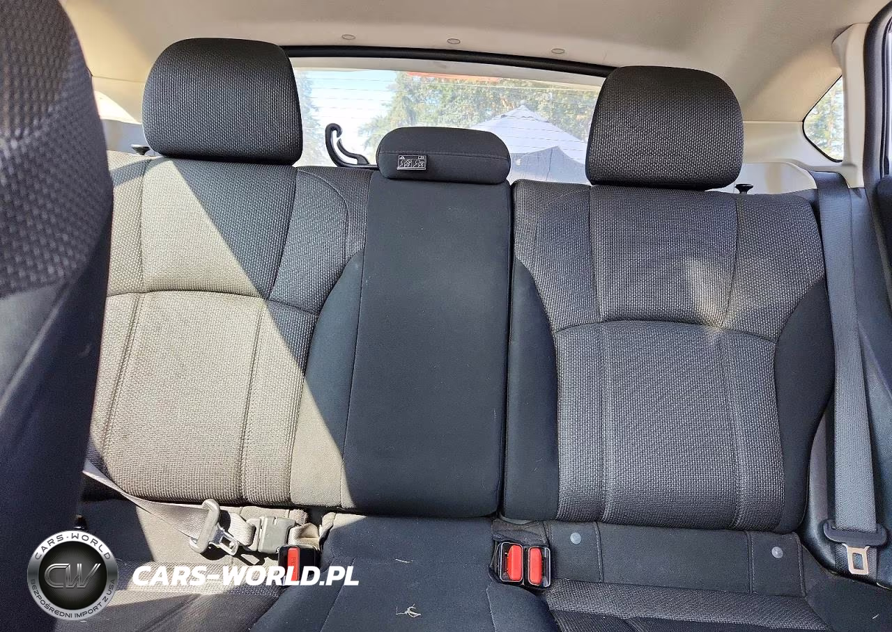 2018 Subaru Impreza Premium Plus VIN:4S3GTAD62J3743303 - 10