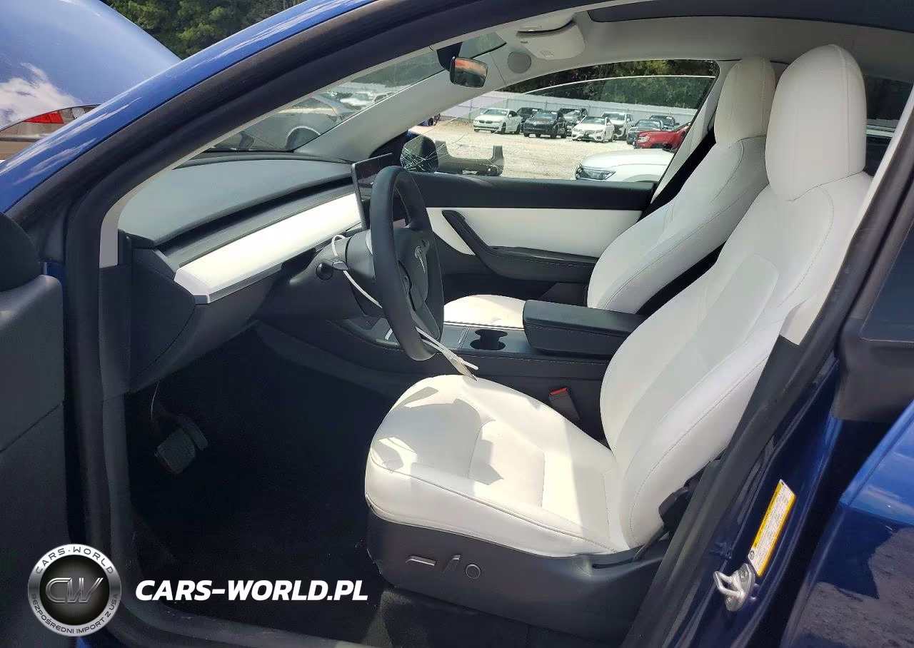 2022 Tesla Model Y VIN:7SAYGDEE3NF400642 - 7