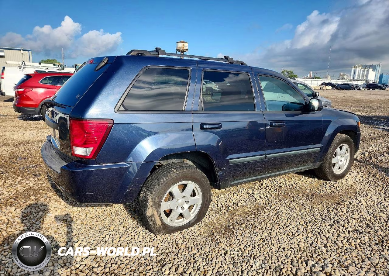 2008 Jeep Grand Cherokee Laredo VIN:1J8GR48K28C216260 - 3