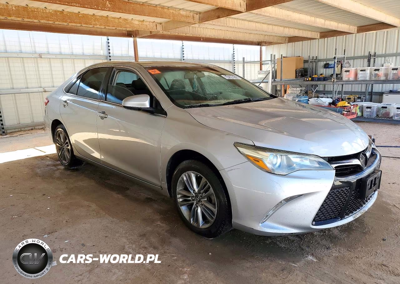 2017 Toyota Camry Se VIN:4T1BF1FK2HU311905 - 4