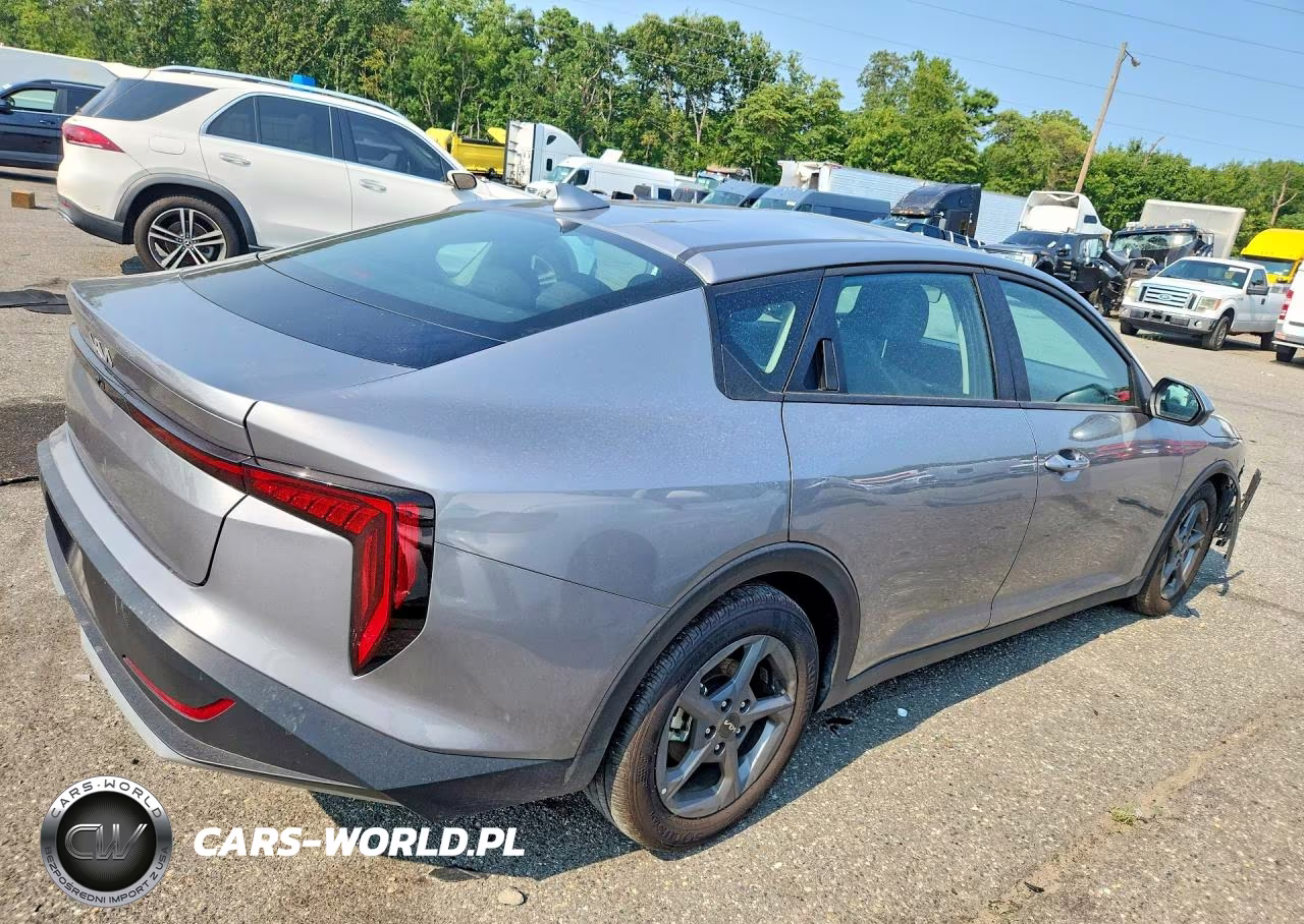 2026 Kia K4 Lxs VIN:3KPFT4DE4TE250948 - 3