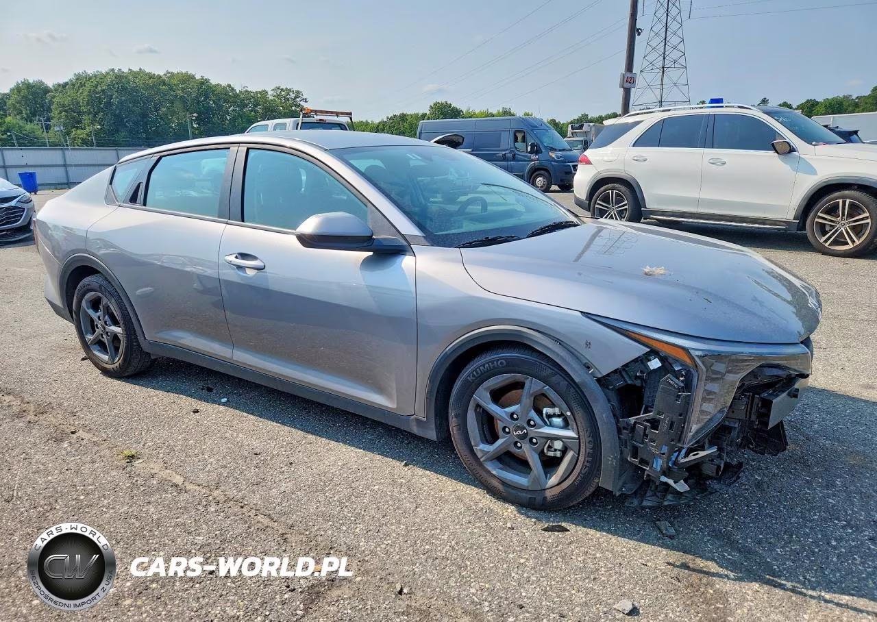 2026 Kia K4 Lxs VIN:3KPFT4DE4TE250948 - 4