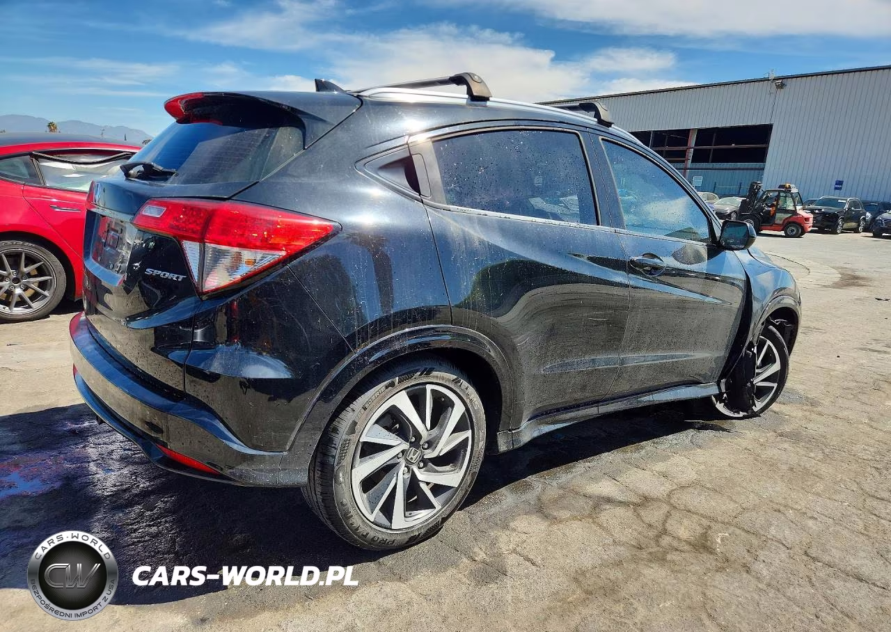 2019 Honda Hr-V Sport VIN:3CZRU5H10KG704066 - 3