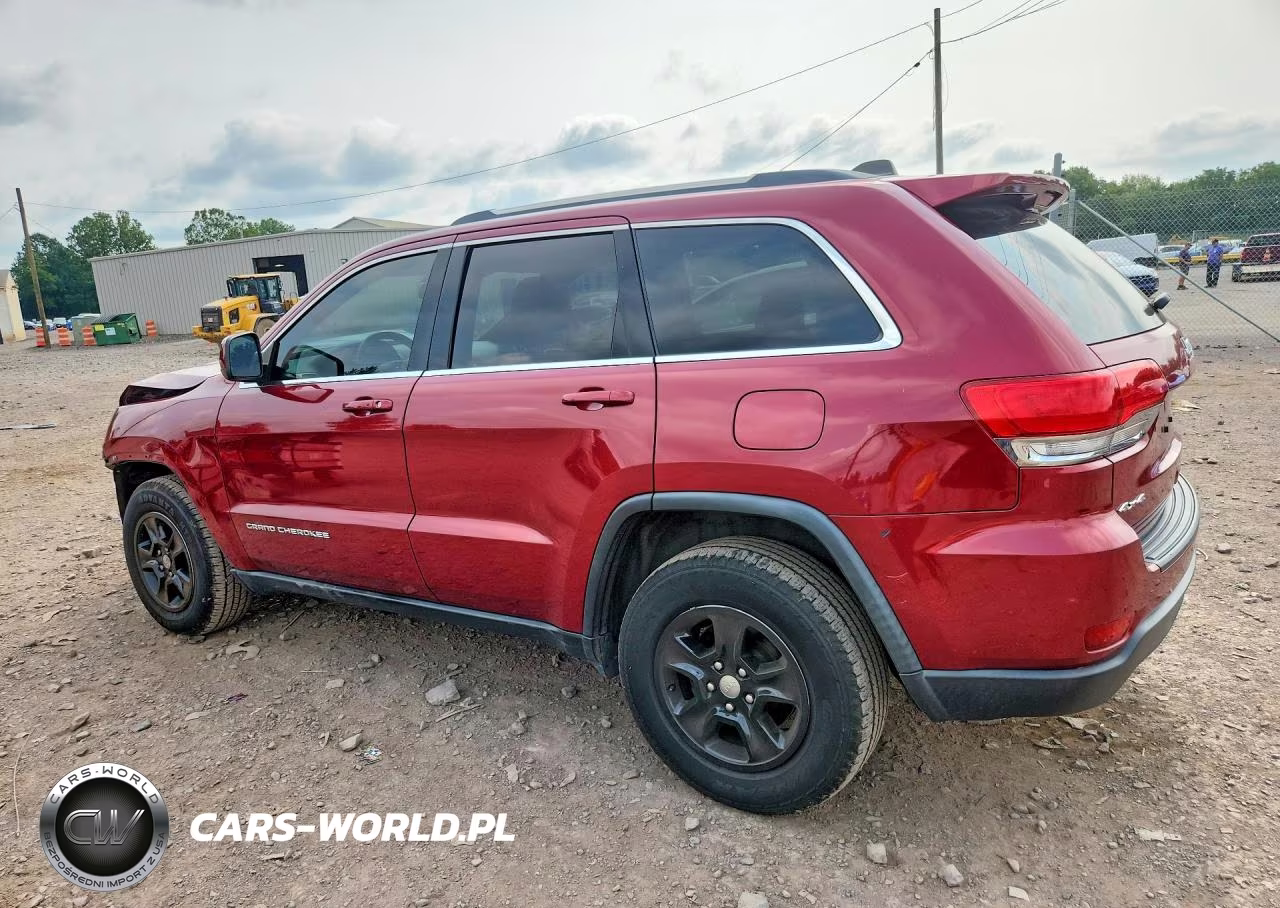2015 Jeep Grand Cherokee Laredo VIN:1C4RJFAG8FC237118 - 2