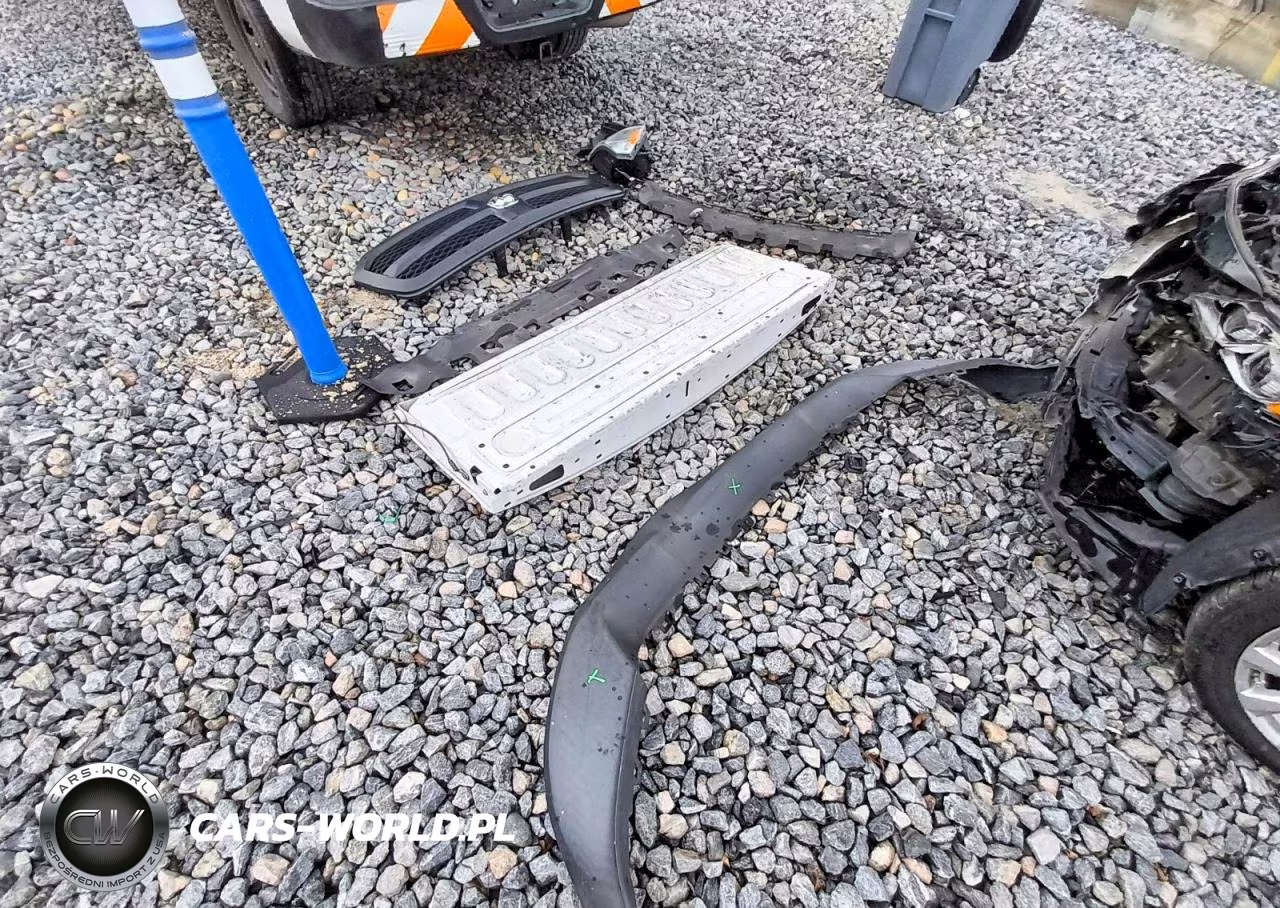 2022 Ram 1500 Classic Tradesman VIN:3C6JR6DG0NG300989 - 12
