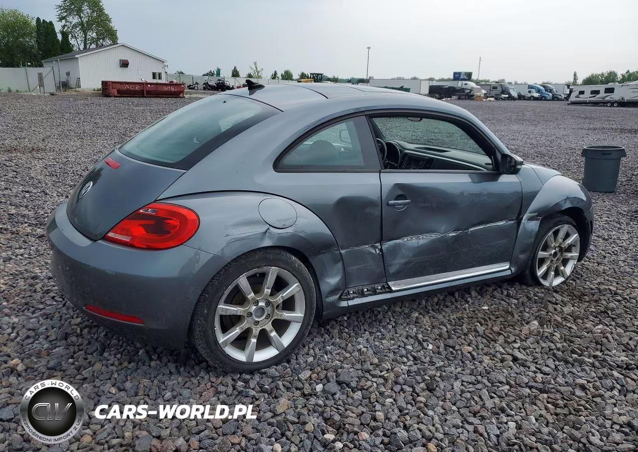 2014 Volkswagen Beetle VIN:3VWJP7AT6EM611508 - 3