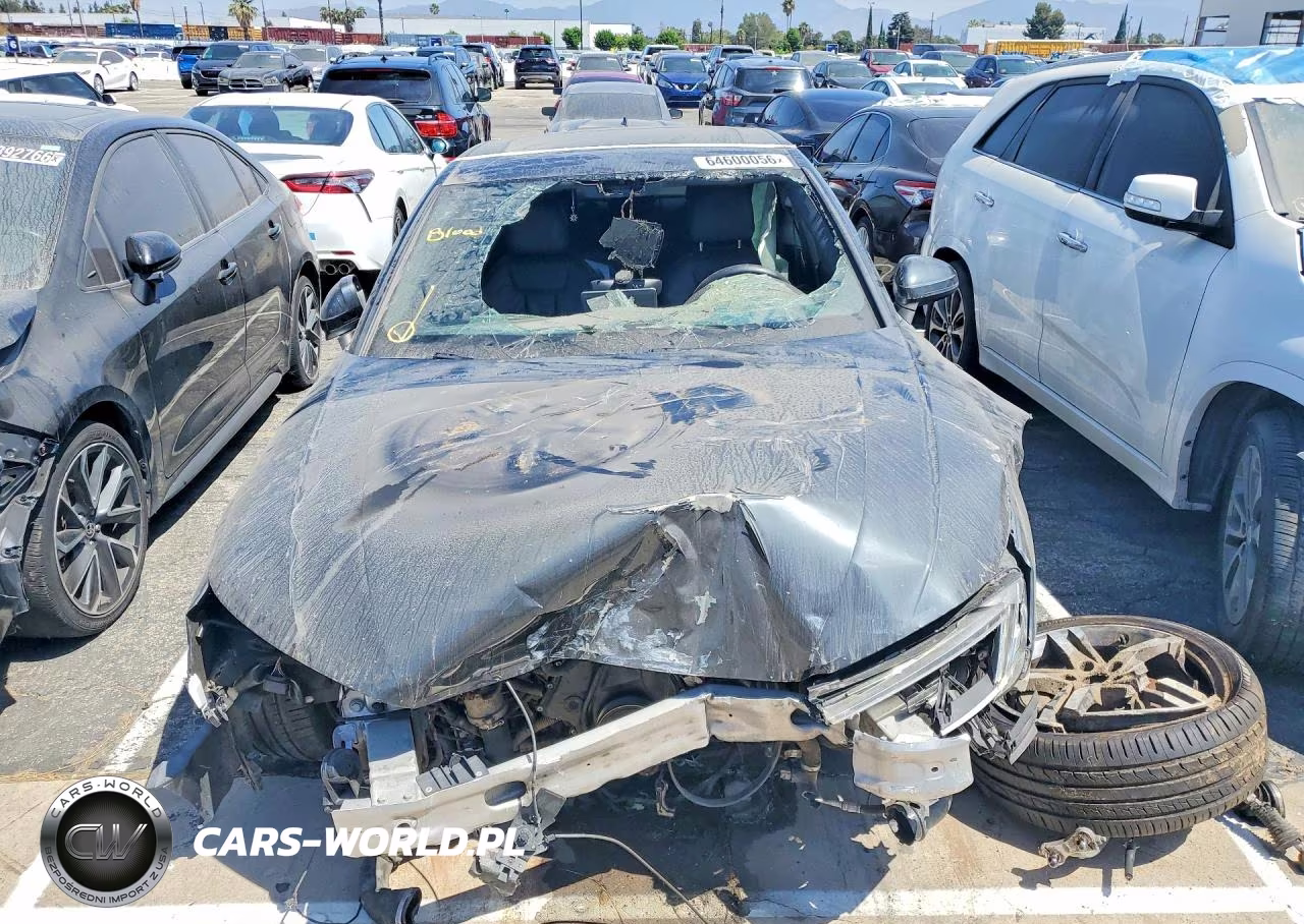 2018 Audi A4 Premium Plus VIN:WAUENAF43JN004827 - 5