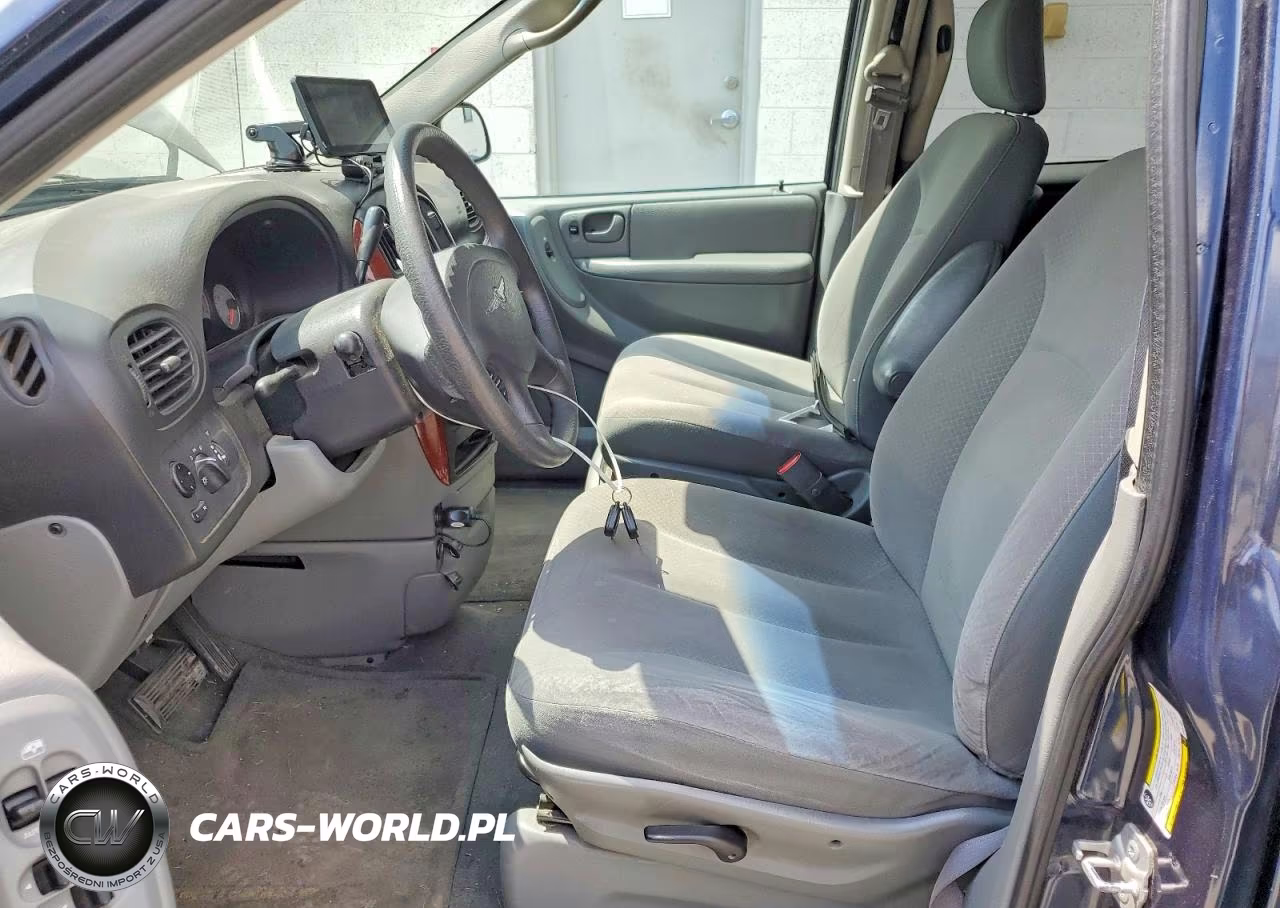2007 Chrysler Town & Country Lx VIN:2A4GP44RX7R352569 - 7