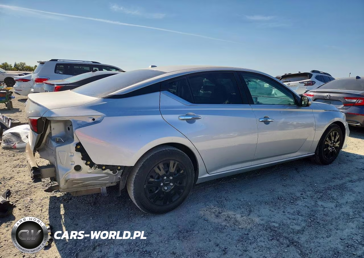 2020 Nissan Altima S VIN:1N4BL4BV5LC256482 - 3