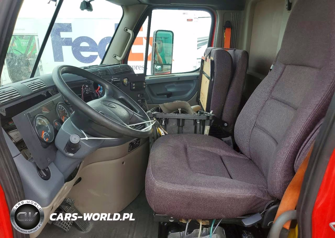2019 Freightliner Cascadia 113 VIN:3AKJGBDVXKDKJ8497 - 7