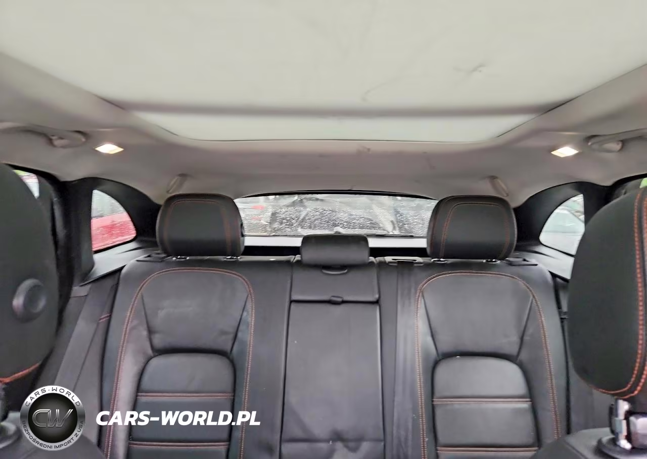 2018 Jaguar F-Pace Prestige VIN:SADCK2FX8JA321937 - 10