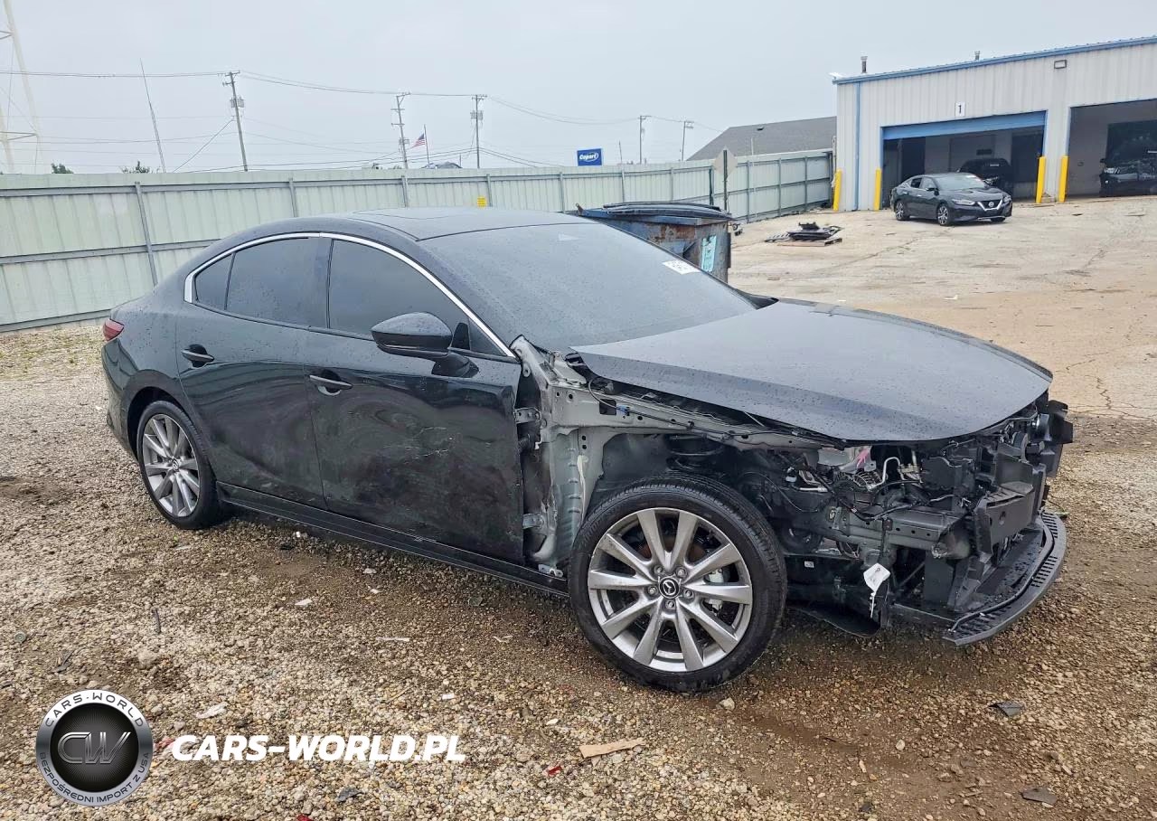 2026 Mazda 3 Preferred VIN:JM1BPACL5T1859941 - 4