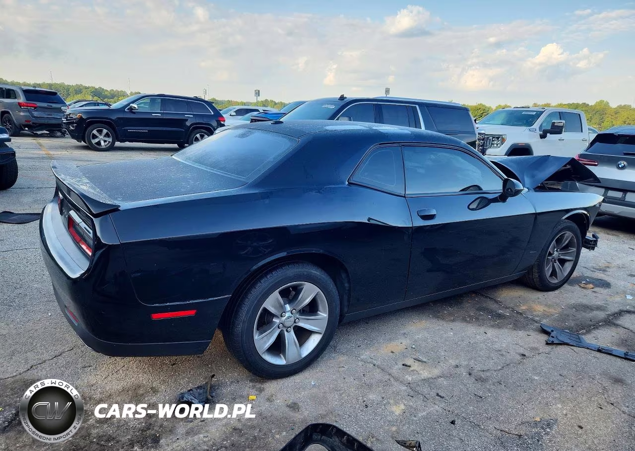 2018 Dodge Challenger Sxt VIN:2C3CDZAG1JH279557 - 3