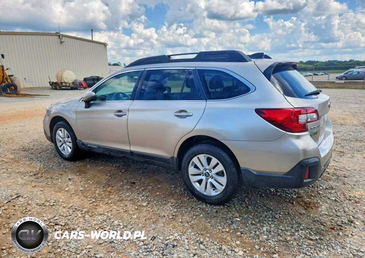 2019 Subaru Outback 2.5I Premium VIN:4S4BSAHCXK3268459 - 2