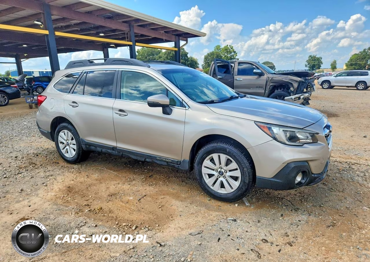 2019 Subaru Outback 2.5I Premium VIN:4S4BSAHCXK3268459 - 4
