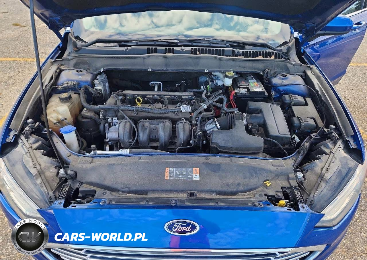 2018 Ford Fusion S VIN:3FA6P0G7XJR240169 - 11