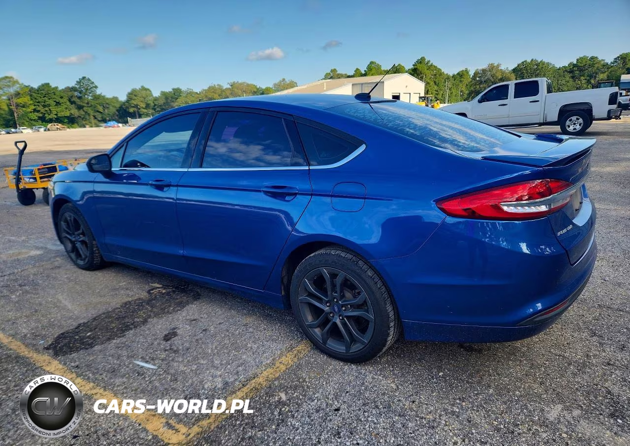 2018 Ford Fusion S VIN:3FA6P0G7XJR240169 - 2