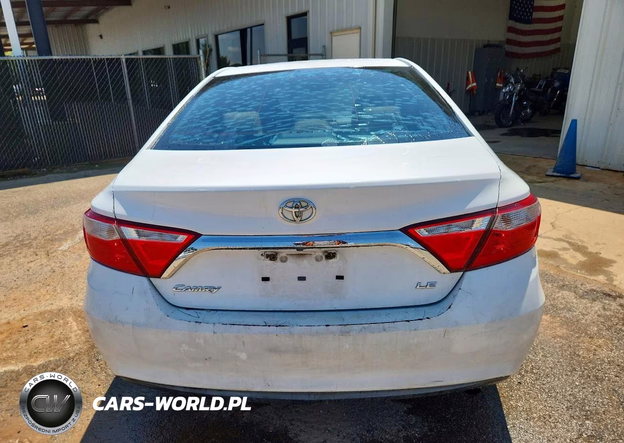 2016 Toyota Camry Le VIN:4T1BF1FK3GU118113 - 6