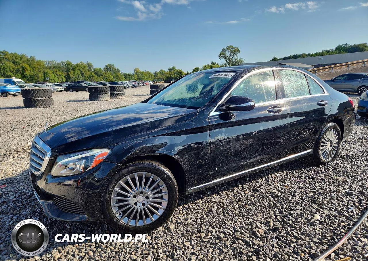 2015 Mercedes-Benz C 300 4Matic – zdjęcie 1 z 12