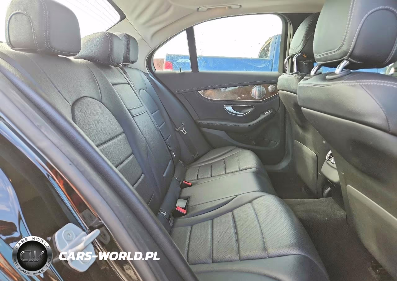 2015 Mercedes-Benz C 300 4Matic VIN:55SWF4KB3FU081356 - 10