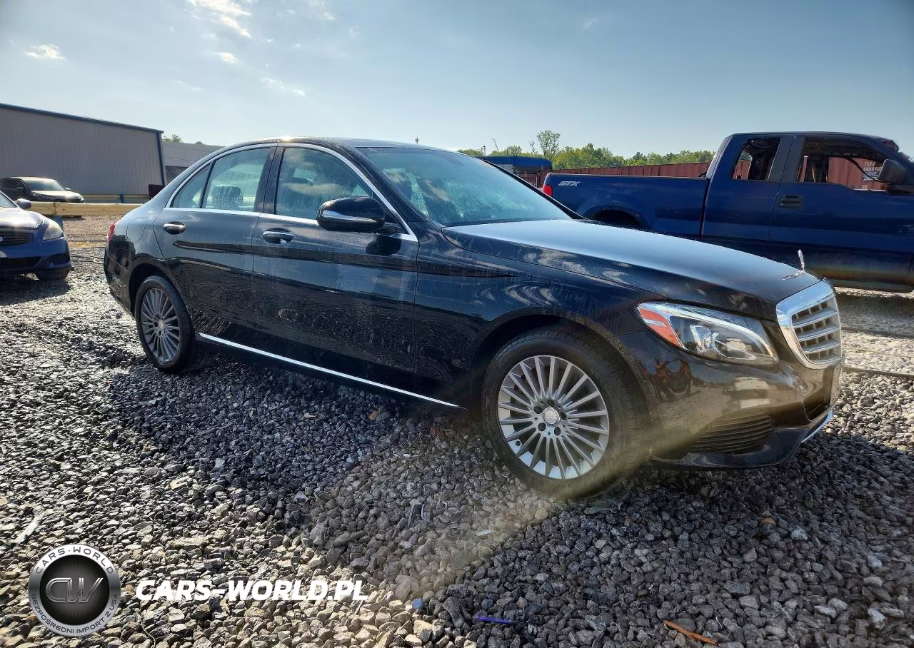 2015 Mercedes-Benz C 300 4Matic VIN:55SWF4KB3FU081356 - 4
